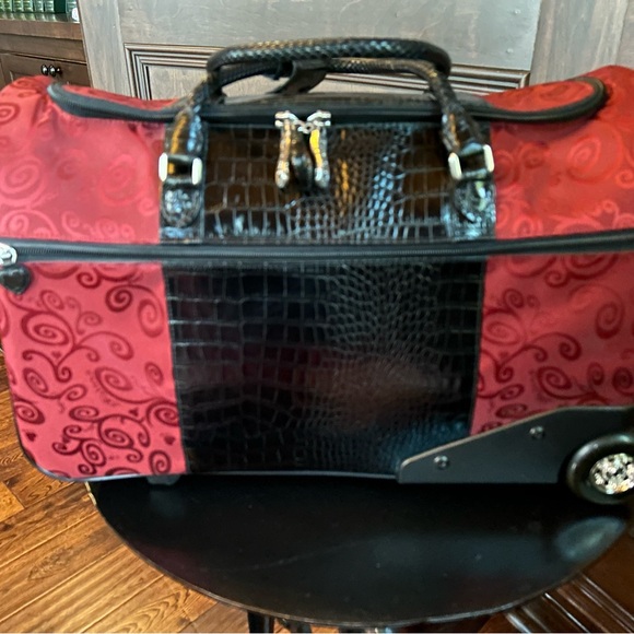 Brighton Red and Black Duffel Bag with Textured Leather - Picture 10 of 12